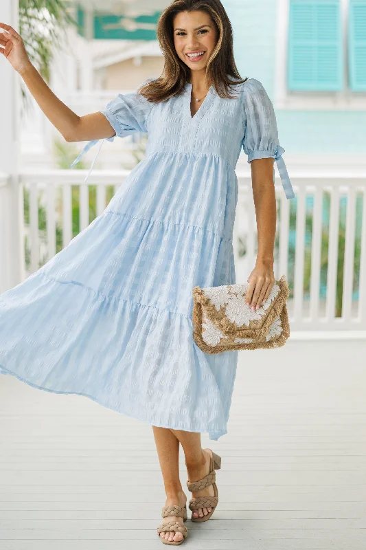 Midi dresses with ruched sleeves for a more fitted and stylish arm look Pinch: Take The Compliment Light Blue Gingham Midi Dress Midi dresses with ruched sleeves for a more fitted and stylish arm look Pinch: Take The Compliment Light Blue Gingham Midi Dress