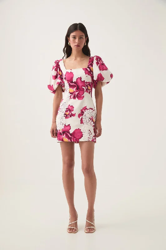 Mini dresses with pocket details for added functionality Solace Lace Trim Mini Dress Mini dresses with pocket details for added functionality Solace Lace Trim Mini Dress