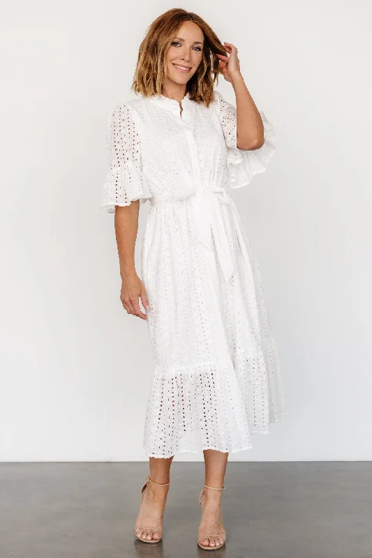 Midi dresses with printed lining for a hidden and stylish detail Virginia Eyelet Midi Dress | Off White Midi dresses with printed lining for a hidden and stylish detail Virginia Eyelet Midi Dress | Off White