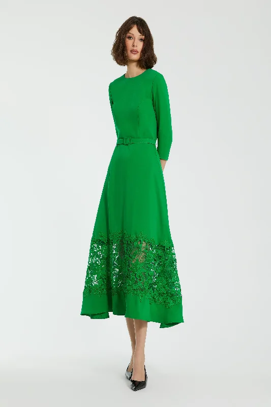Midi dresses with V - necklines for a flattering and elongating effect Mac Duggal 21001