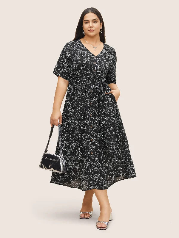 Midi dresses with patchwork patterns for a one - of - a - kind style Floral Button Through Belted Pocket Dress Midi dresses with patchwork patterns for a one - of - a - kind style Floral Button Through Belted Pocket Dress