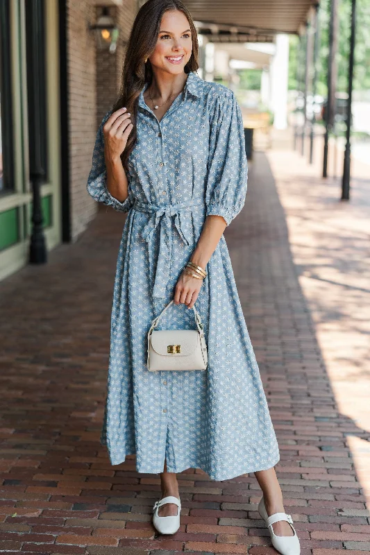 Midi dresses with geometric cutouts for a contemporary and edgy look On The Move Light Blue Eyelet Denim Midi Dress Midi dresses with geometric cutouts for a contemporary and edgy look On The Move Light Blue Eyelet Denim Midi Dress