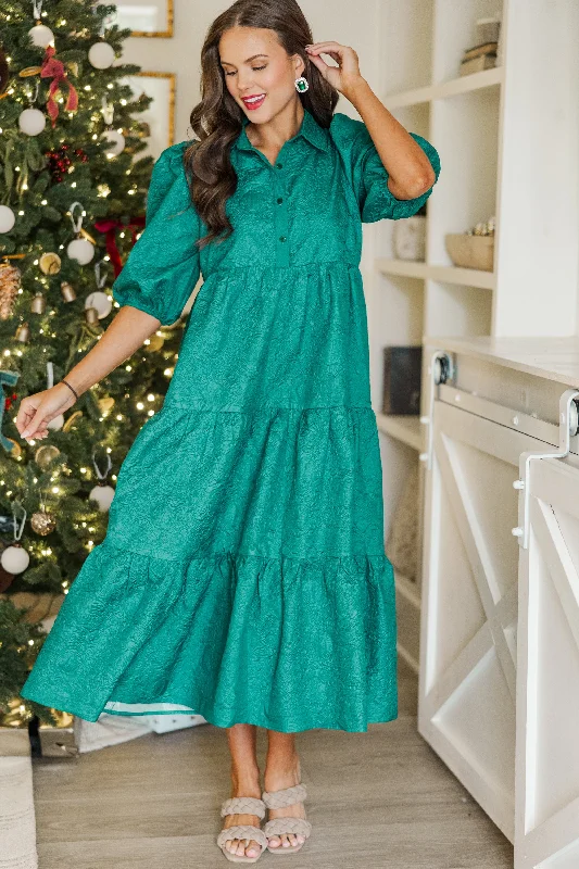 Midi dresses with pleated skirts for a timeless and elegant appeal Love Found Emerald Textured Tiered Midi Dress Midi dresses with pleated skirts for a timeless and elegant appeal Love Found Emerald Textured Tiered Midi Dress
