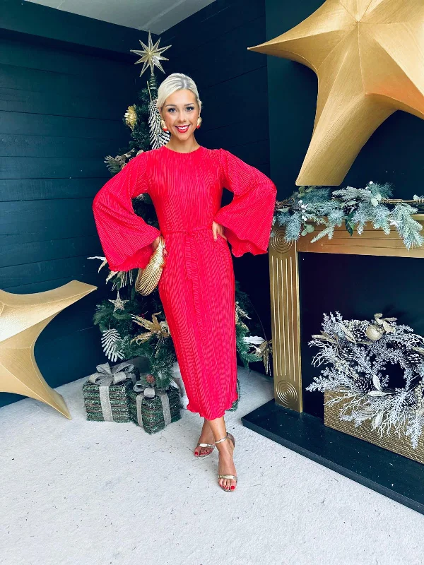 Midi dresses with one - shoulder designs for a modern and asymmetric style Christina Plisse Midi Dress Red Midi dresses with one - shoulder designs for a modern and asymmetric style Christina Plisse Midi Dress Red