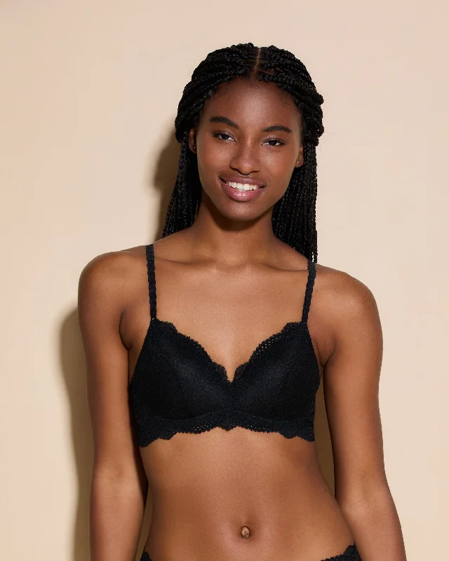 vintage style women bra and panty sets for a retro charmBralette Matelassée