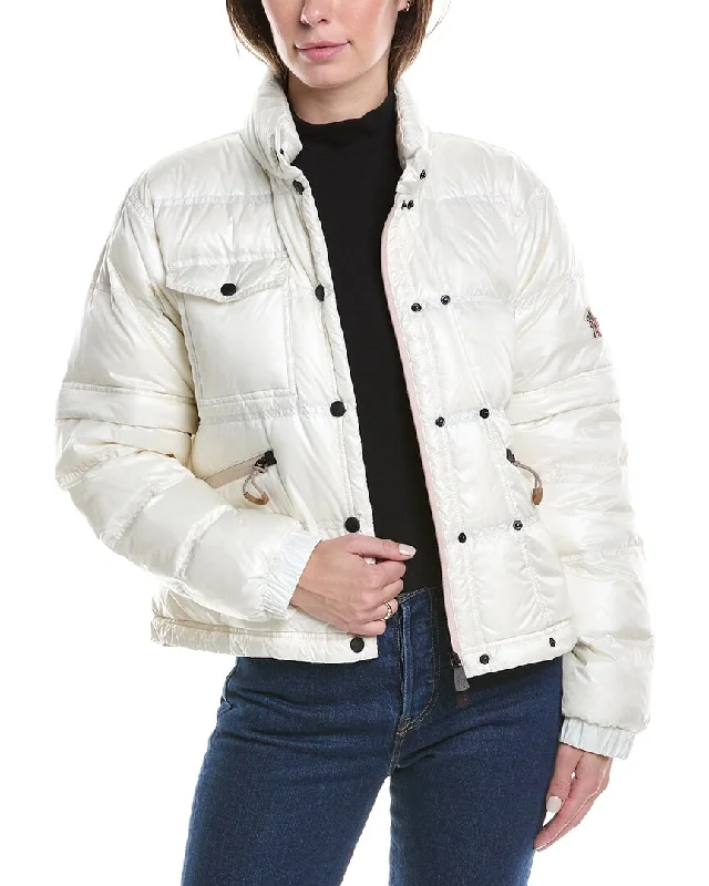 Women's pea coats with brass buttons for a nautical - inspired styleMoncler Mauduit Jacket Women's pea coats with brass buttons for a nautical - inspired styleMoncler Mauduit Jacket