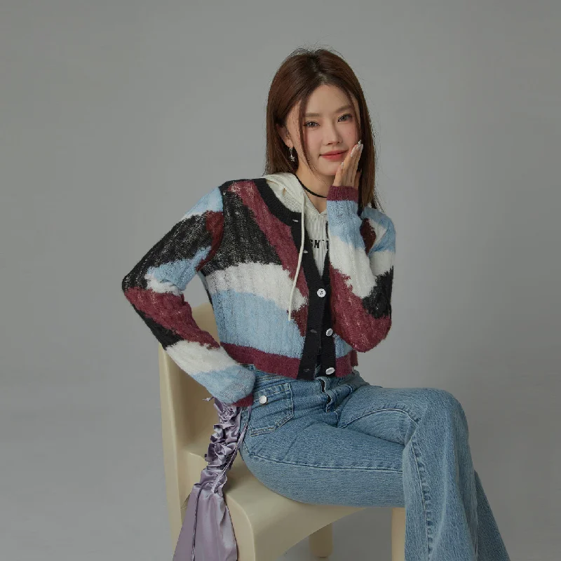 oversized women cardigan for a trendy and cozy lookMulti-Color Button Cardigan