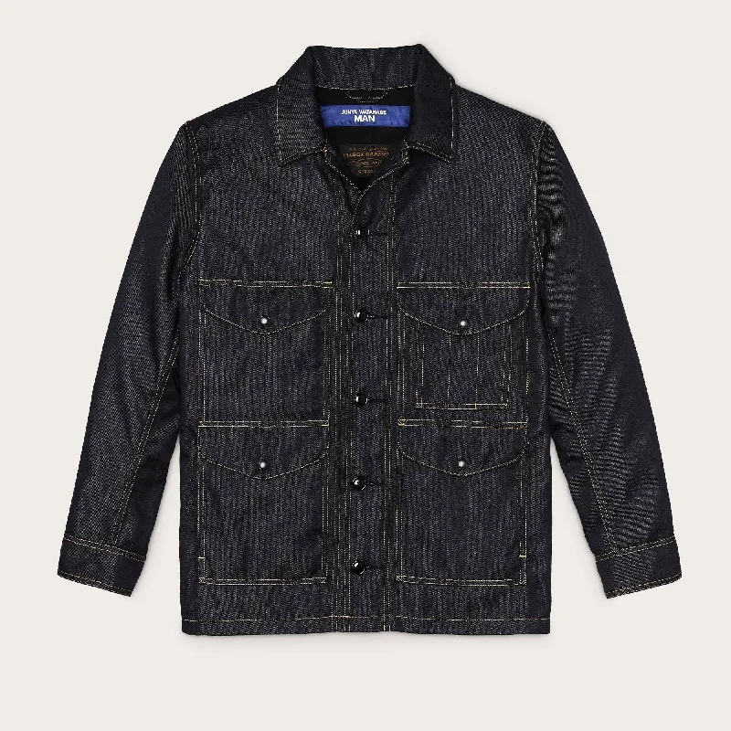 Long women's mac coats in a lightweight fabric for spring showersFilson x Junya Watanabe Man Cruiser Long women's mac coats in a lightweight fabric for spring showersFilson x Junya Watanabe Man Cruiser