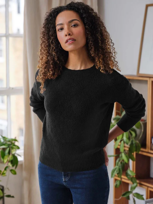 boyfriend style women cardigan for a relaxed fitIvanna Organic Cotton Pointelle Jumper - Black boyfriend style women cardigan for a relaxed fitIvanna Organic Cotton Pointelle Jumper - Black