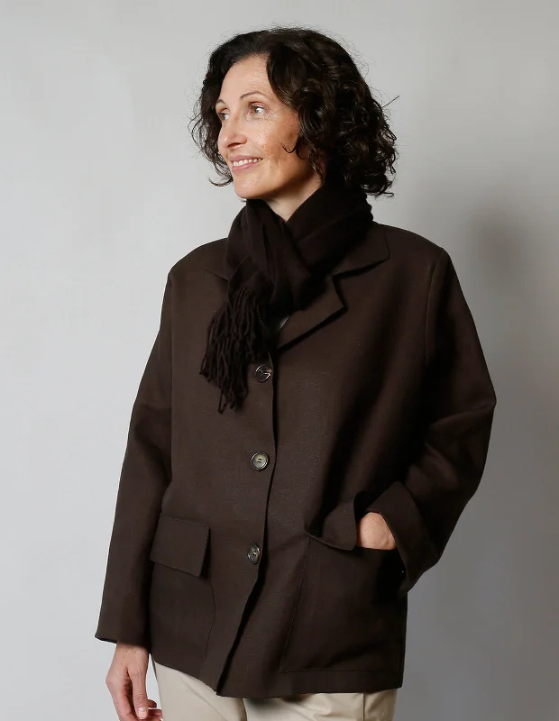 Plus size women's wool blend coats for a warm and stylish winterThe Maker's Atelier Boxy Jacket Plus size women's wool blend coats for a warm and stylish winterThe Maker's Atelier Boxy Jacket