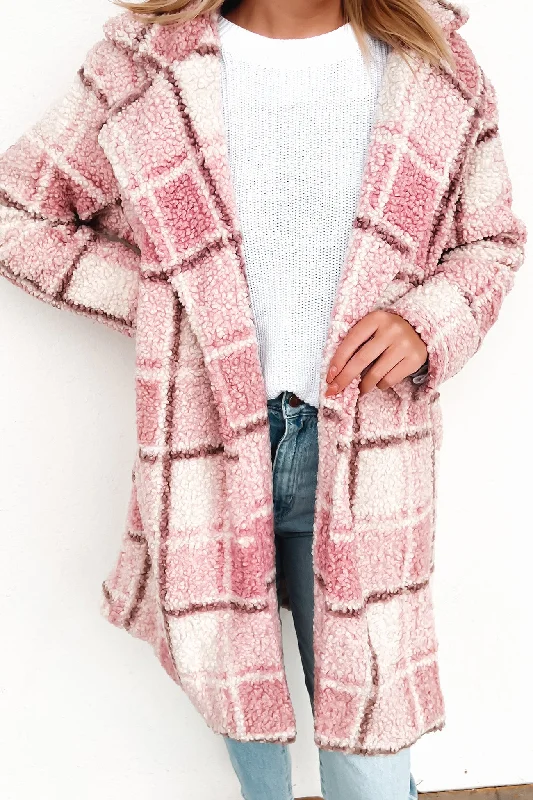 Women's cropped down jackets in bold colors for a sporty and fashionable winter outfitKennedy Teddy Coat Pink