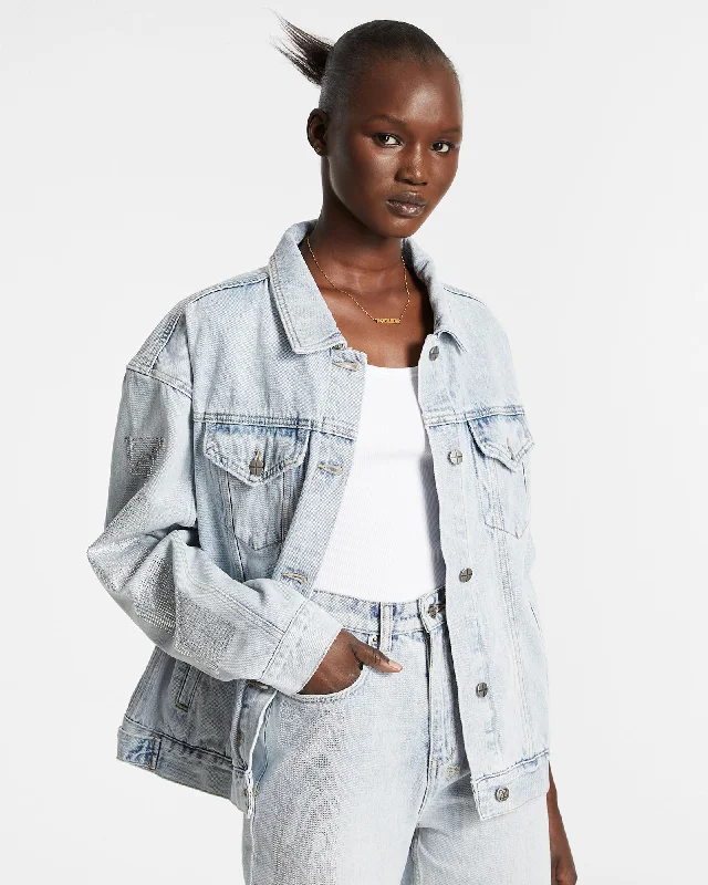 Women's shearling - lined suede jackets for ultimate warmth and luxuryOVERSIZED JACKET KRYSTAL Women's shearling - lined suede jackets for ultimate warmth and luxuryOVERSIZED JACKET KRYSTAL