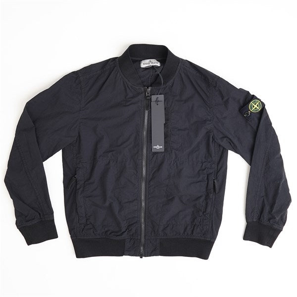 Women's cropped down jackets in bold colors for a sporty and fashionable winter outfitStone Island Jacket Black Women's cropped down jackets in bold colors for a sporty and fashionable winter outfitStone Island Jacket Black