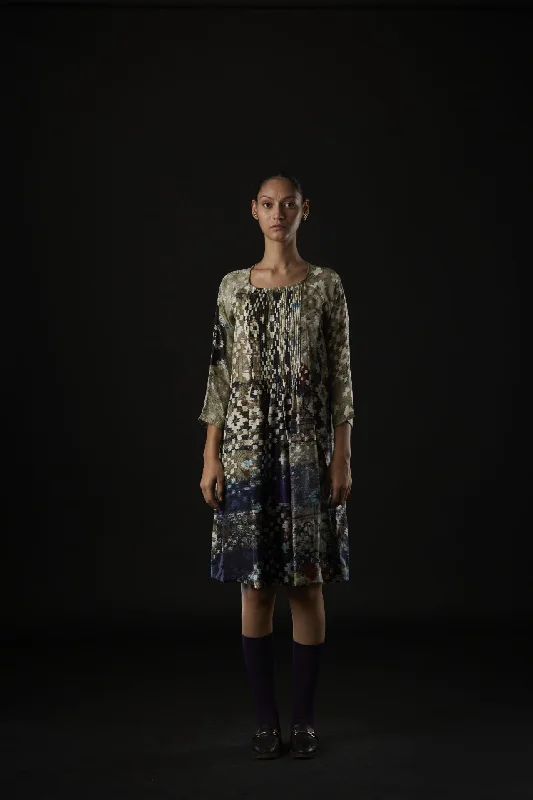 Halter Neck Women Dress to Show Off the Shoulders and Neckline Halter Neck Women Dress to Show Off the Shoulders and Neckline BIRCH DRESS Halter Neck Women Dress to Show Off the Shoulders and Neckline Halter Neck Women Dress to Show Off the Shoulders and Neckline BIRCH DRESS