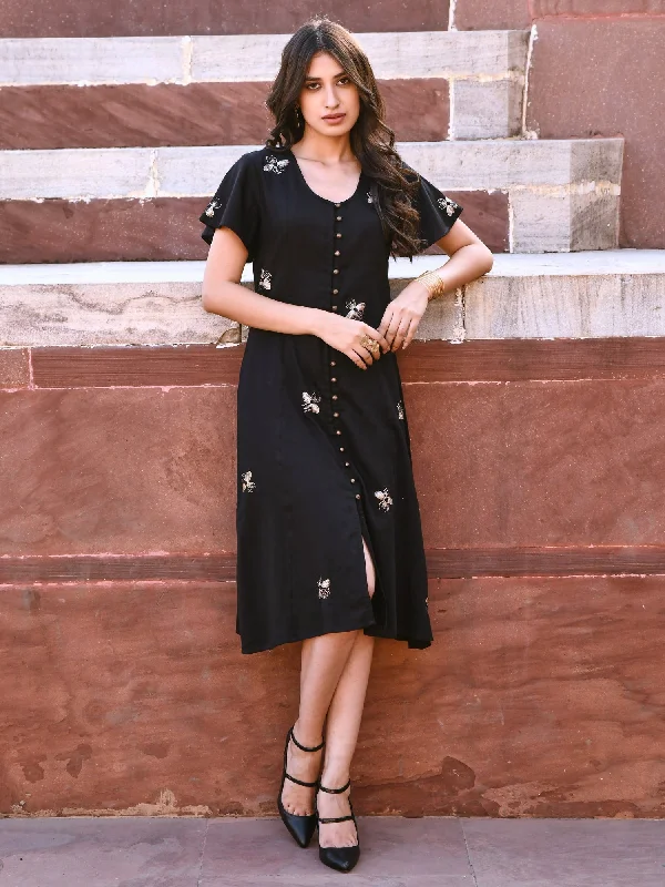 Ruffled Women Dress with Multiple Layers for a Playful and Girly Style Ruffled Women Dress with Multiple Layers for a Playful and Girly Style Kairavi Bug Embroidered Dress Ruffled Women Dress with Multiple Layers for a Playful and Girly Style Ruffled Women Dress with Multiple Layers for a Playful and Girly Style Kairavi Bug Embroidered Dress