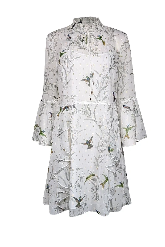 Empire Waist Women Dress to Accentuate the Bust and Conceal the Waist Empire Waist Women Dress to Accentuate the Bust and Conceal the Waist Ted Baker - White w/ Green Bird Print & Metallic Flecks Ruffled Dress Sz 4 Empire Waist Women Dress to Accentuate the Bust and Conceal the Waist Empire Waist Women Dress to Accentuate the Bust and Conceal the Waist Ted Baker - White w/ Green Bird Print & Metallic Flecks Ruffled Dress Sz 4