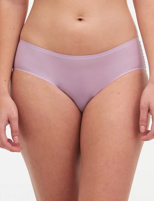 Open - bust shaper for versatile lingerie pairingChantelle Soft Stretch Regular Hipster Open - bust shaper for versatile lingerie pairingChantelle Soft Stretch Regular Hipster