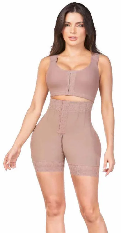 5156B  Ann Chery High Waist Short