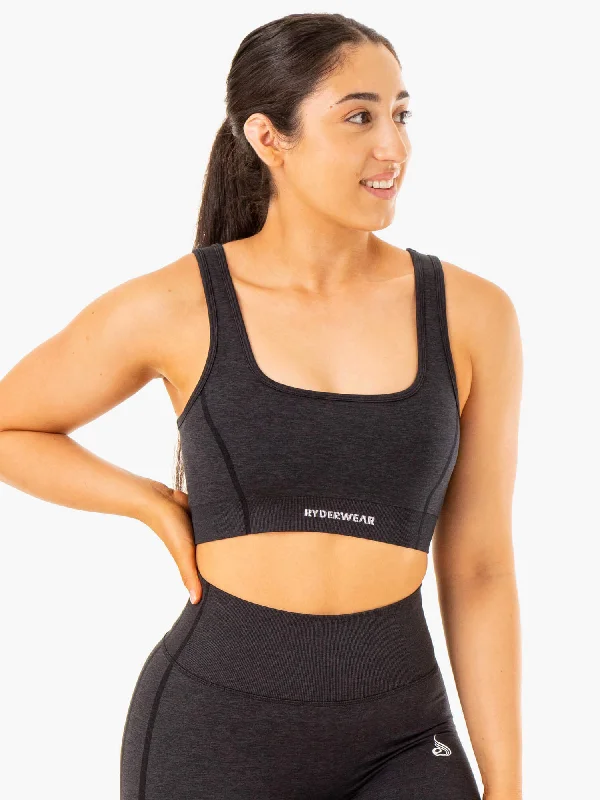 medium impact women sport bra for cyclingEnhance Seamless Sports Bra - Black