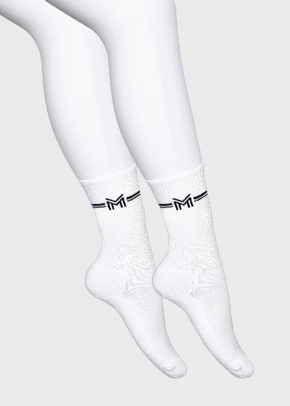 Women's moisture - wicking athletic crew socks​2-Pack Rise Sports Socks (White)