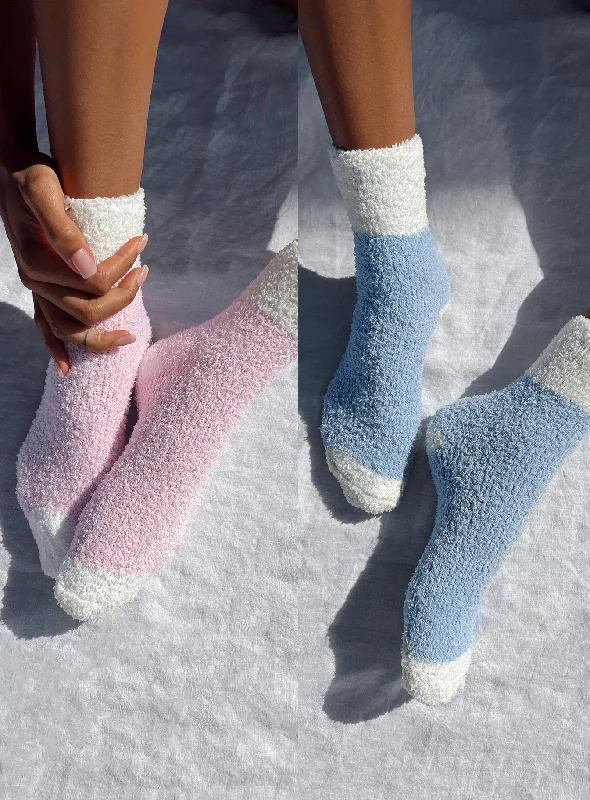 women tights for a photo - shoot to enhance the lookFader Sock Pack Pink / Blue