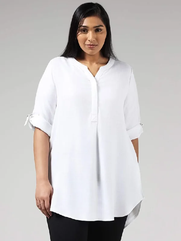 Women's lace - trimmed evening pants Light - wash women jeans for a fresh and summery appearance Gia Solid White High-Low Top Women's lace - trimmed evening pants Light - wash women jeans for a fresh and summery appearance Gia Solid White High-Low Top