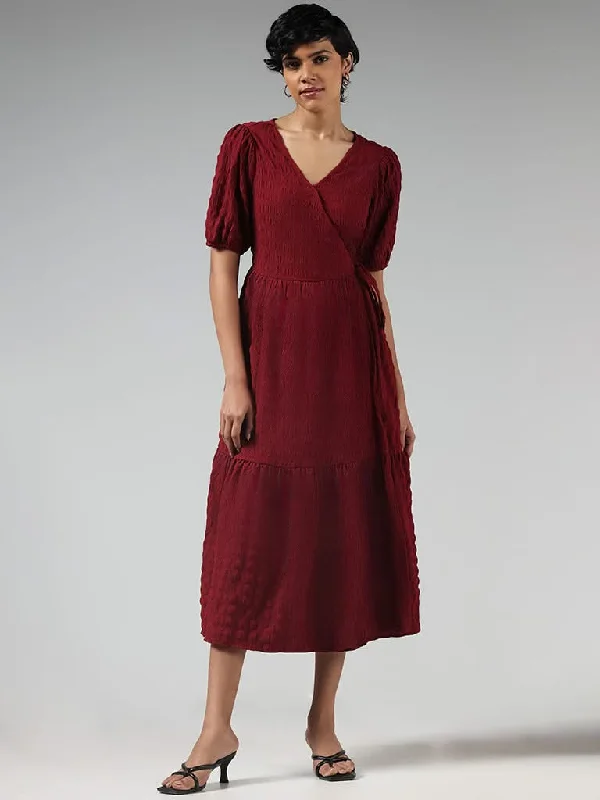 Women's button - fly jeans pants Wide - leg women jeans for a modern and relaxed vibe LOV Solid Burgundy Crinkled Tiered Dress Women's button - fly jeans pants Wide - leg women jeans for a modern and relaxed vibe LOV Solid Burgundy Crinkled Tiered Dress
