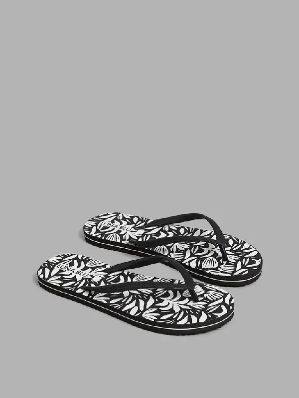 Women's spring - fresh floral pants Skinny women jeans with a form - fitting design LUNA BLU Black & White Floral Printed Flip Flop Women's spring - fresh floral pants Skinny women jeans with a form - fitting design LUNA BLU Black & White Floral Printed Flip Flop