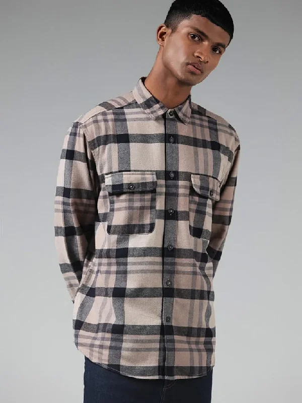 Women's pants with quick - dry fabric Button - fly women jeans with a traditional touch Nuon Beige Checked Cotton Blend Relaxed-Fit Shirt Women's pants with quick - dry fabric Button - fly women jeans with a traditional touch Nuon Beige Checked Cotton Blend Relaxed-Fit Shirt