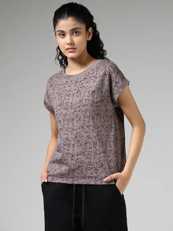 Women's button - fly jeans pants Wide - leg women jeans for a modern and relaxed vibe Studiofit Brown Printed Cotton T-Shirt Women's button - fly jeans pants Wide - leg women jeans for a modern and relaxed vibe Studiofit Brown Printed Cotton T-Shirt