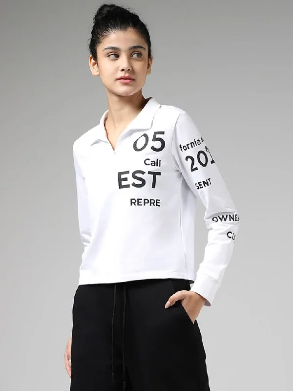 Women's pants with quick - dry fabric Button - fly women jeans with a traditional touch Studiofit Collared White Cotton T-Shirt Women's pants with quick - dry fabric Button - fly women jeans with a traditional touch Studiofit Collared White Cotton T-Shirt
