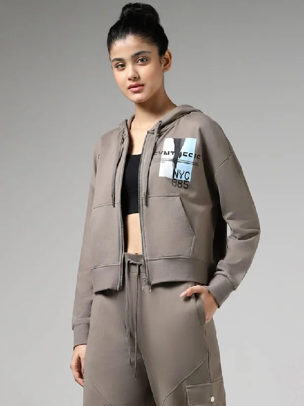 Women's senior - friendly lounge pants Embroidered women jeans with intricate patterns Studiofit Printed Cotton Olive Hoodie Jacket