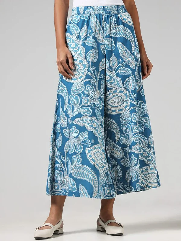 Women's matching top and pants set Mom jeans for a nostalgic and casual look Utsa Blue Floral Printed Mid Rise Palazzos Women's matching top and pants set Mom jeans for a nostalgic and casual look Utsa Blue Floral Printed Mid Rise Palazzos