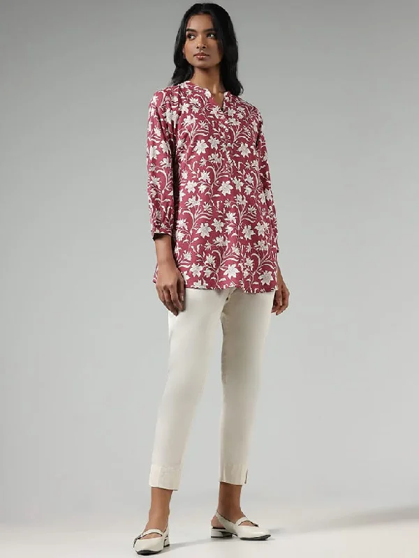 Women's embroidered ethnic pants Ripped women jeans for a rebellious and fashion - forward style Utsa Red Floral Printed Tunic Women's embroidered ethnic pants Ripped women jeans for a rebellious and fashion - forward style Utsa Red Floral Printed Tunic