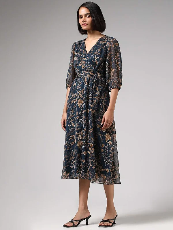 Women's camo outdoor pants Colored women jeans in vibrant hues like red and yellow Wardrobe Floral Printed Fit & Flare Blue Dress With Belt Women's camo outdoor pants Colored women jeans in vibrant hues like red and yellow Wardrobe Floral Printed Fit & Flare Blue Dress With Belt