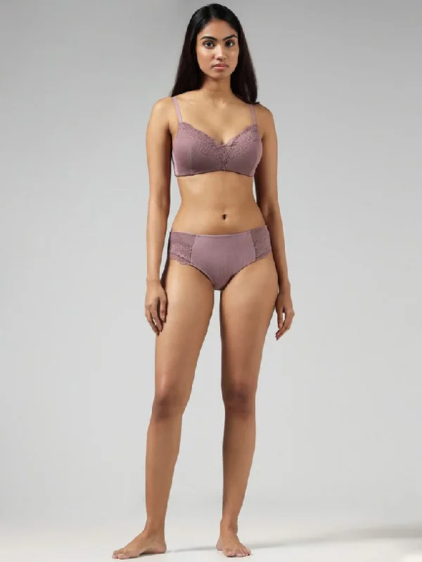 Women's on - sale casual pants Light - wash women jeans for a fresh and summery appearance Wunderlove Nude Pink Floral Laced Ribbed Bra Women's on - sale casual pants Light - wash women jeans for a fresh and summery appearance Wunderlove Nude Pink Floral Laced Ribbed Bra