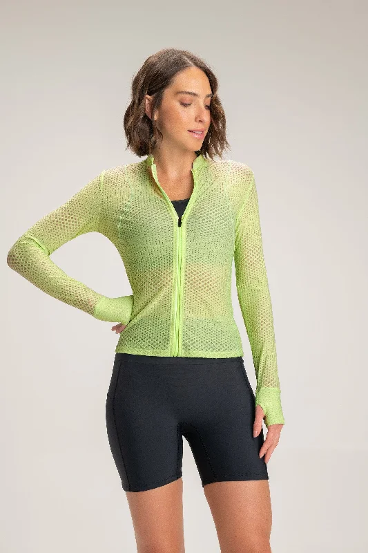 Hooded women's puffer coats in neon colors for high - visibility sportsEssential Run Jacket Hooded women's puffer coats in neon colors for high - visibility sportsEssential Run Jacket