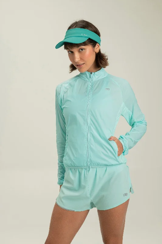 Mid - length women's down coats in a slim fit for a modern and sleek appearanceNeo Aero Windbreaker Mid - length women's down coats in a slim fit for a modern and sleek appearanceNeo Aero Windbreaker