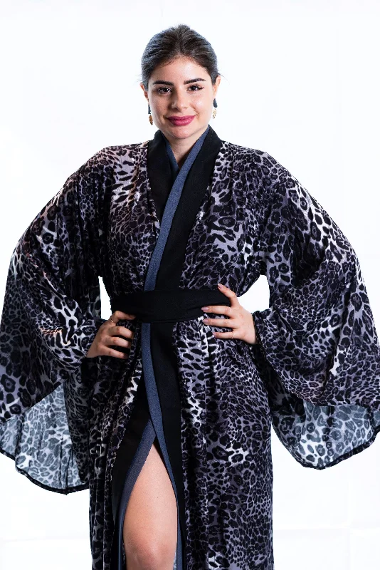 short - length women robes for a more casual lookDaniela Cotton Kimono Robe