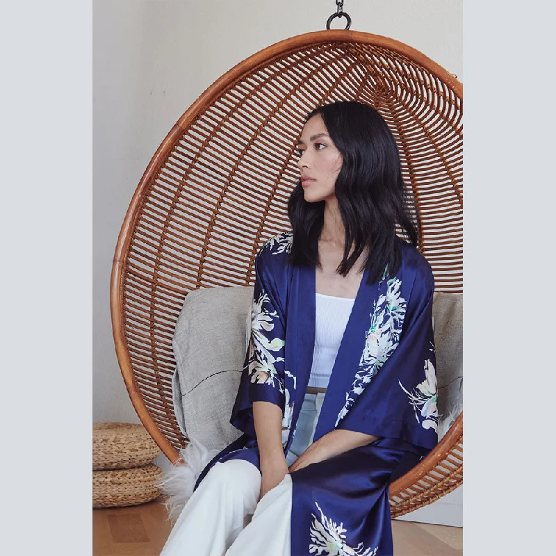 Silk Yuri Short Kimono Robe