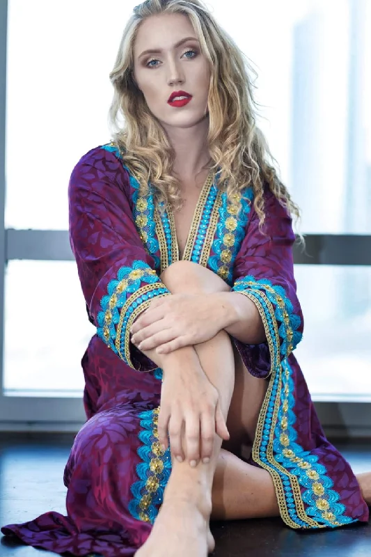breathable women robes for hot sleepersValencia embroidered kimono robe
