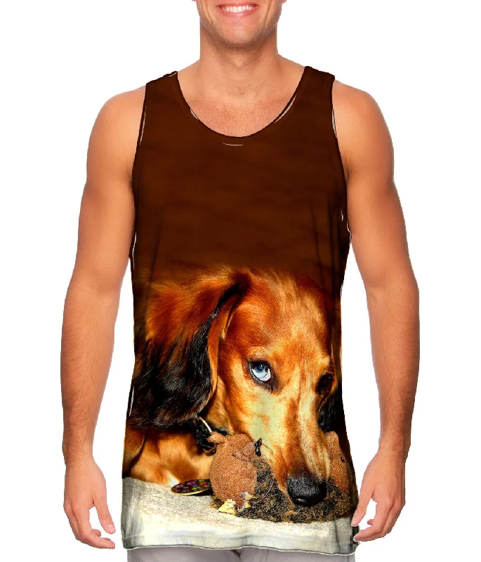 Women's Sleeveless Ribbed Tank Tops for a Trendy LookDachshund With Chew Toy