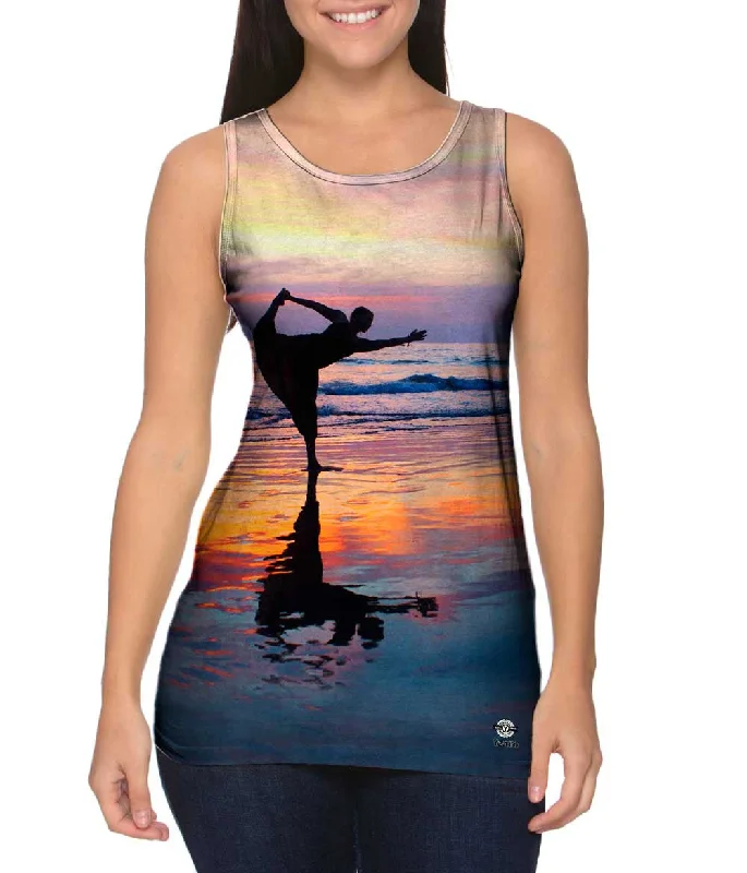 Plus Size Women's Embroidered Tank Tops in Boho StylesDancer On The Sunset Beach