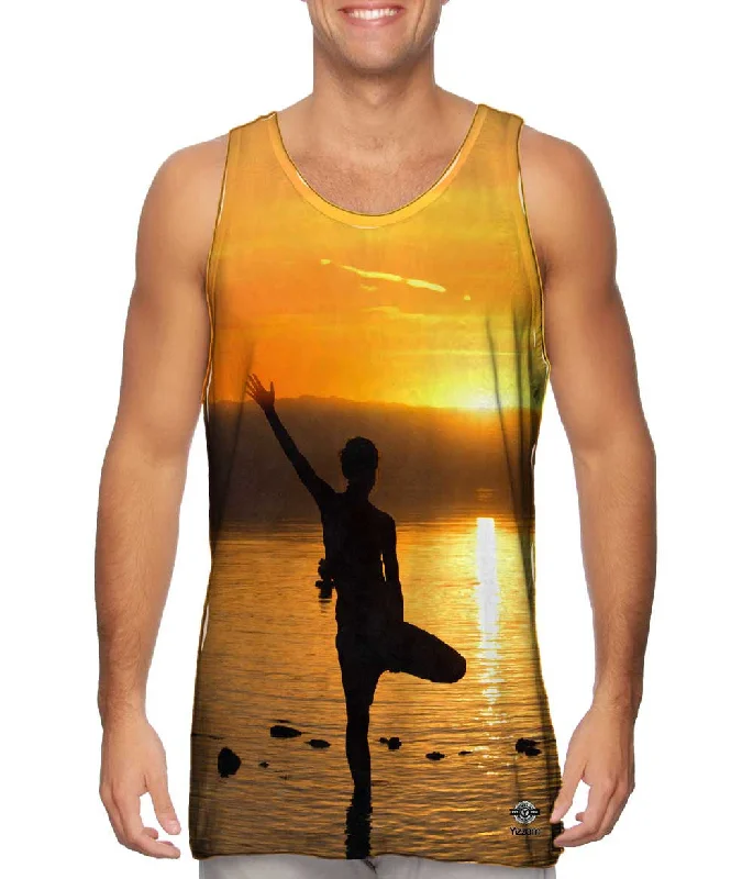 Plus Size Women's Ruffled Hem Tank Tops with Floral PrintsDead Sea Yoga